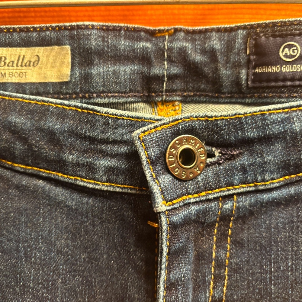 AG Adriano Goldschmied dark wash Jeans size 29R
